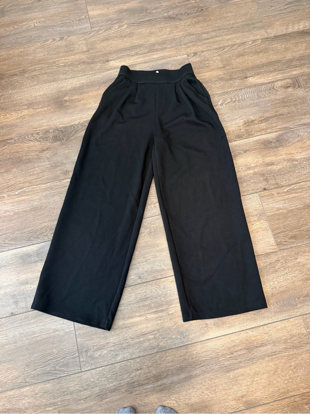 HALARA Black Wide-Leg High-Rise Pants